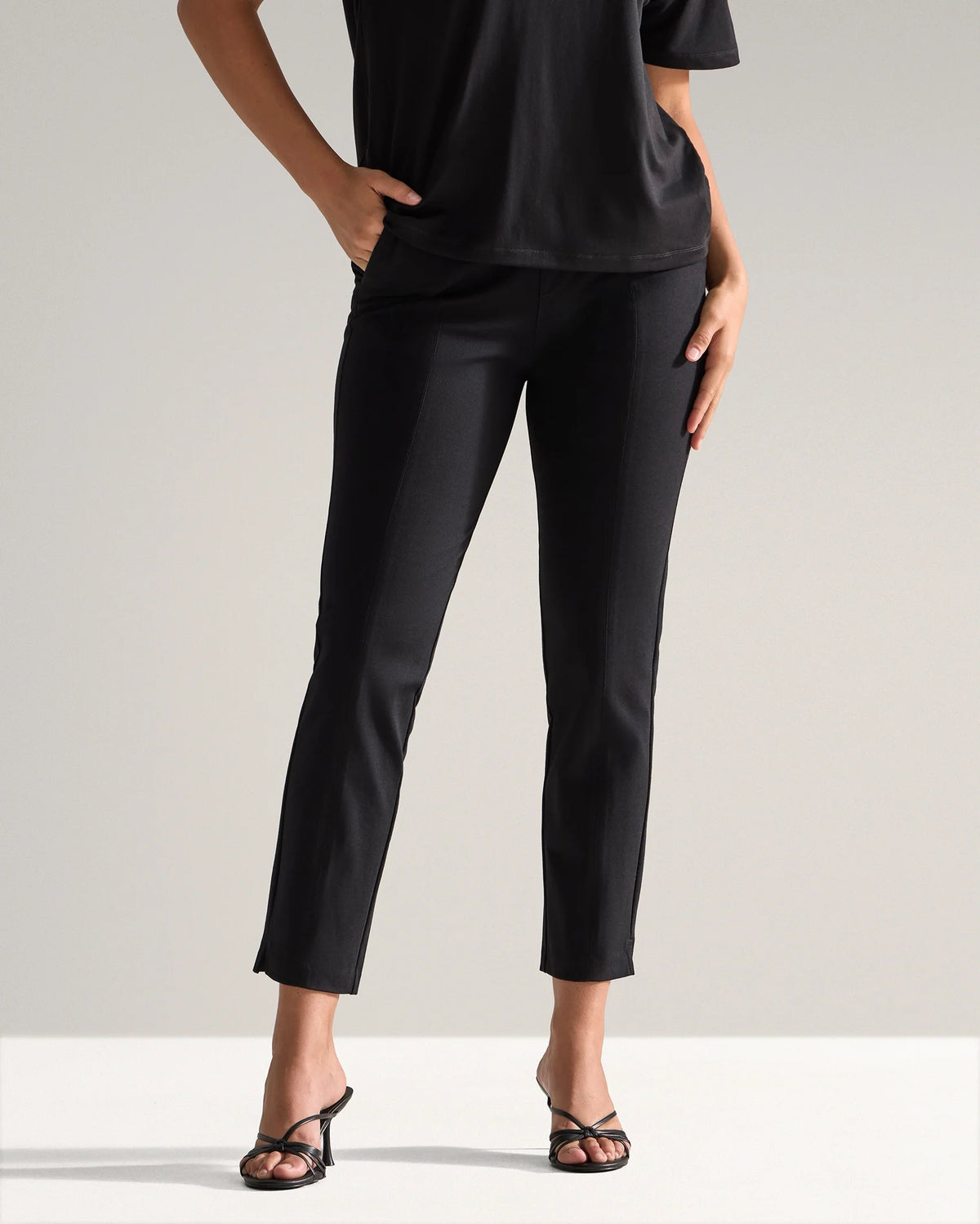 Women's Everyday Slim Ankle Pant